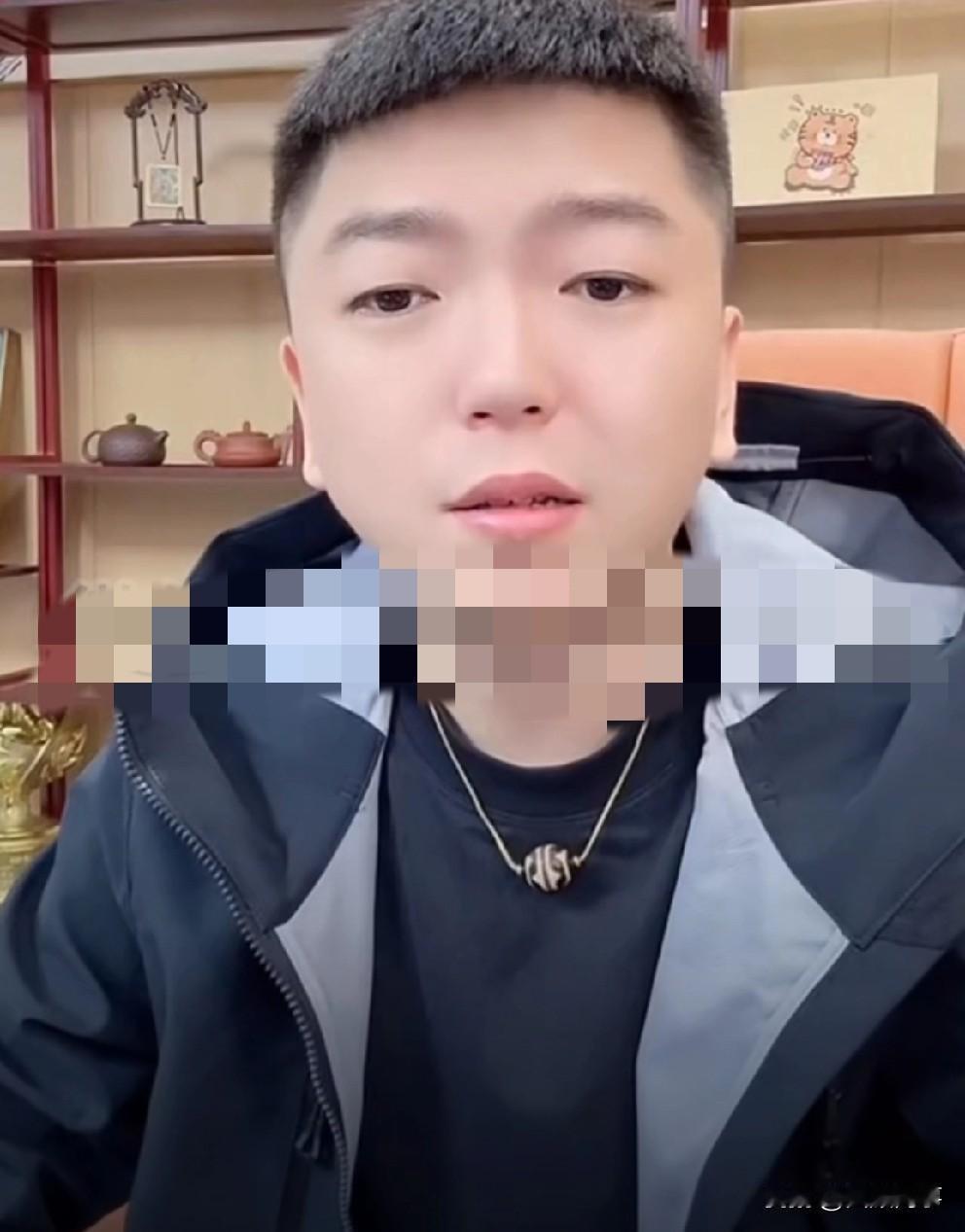 “佑派”相继证实沈曼主要要手捧花，心机中心太坏！

         张浩这边也
