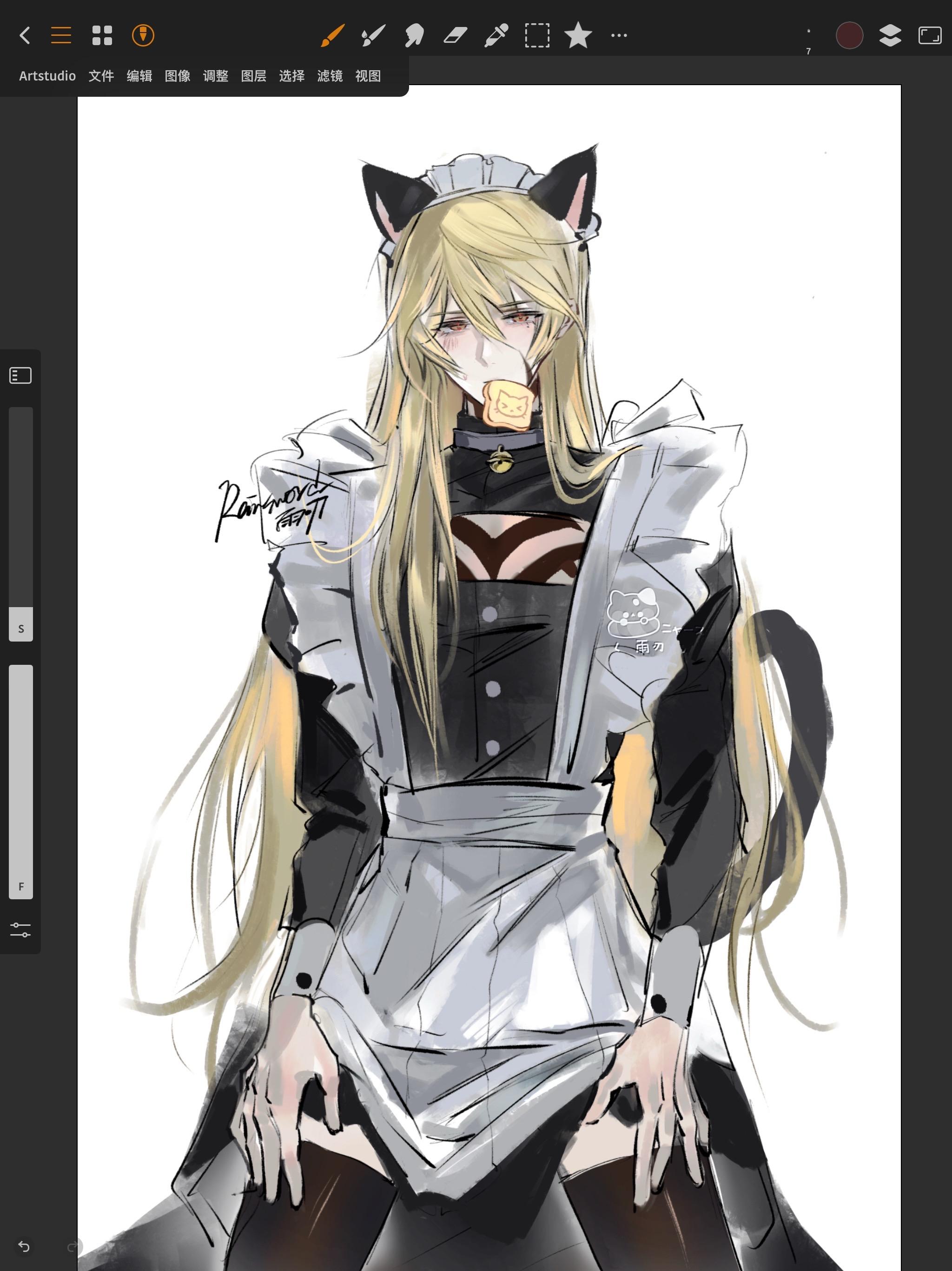 谁有李信女仆装照片有急事。（动作有参考～）