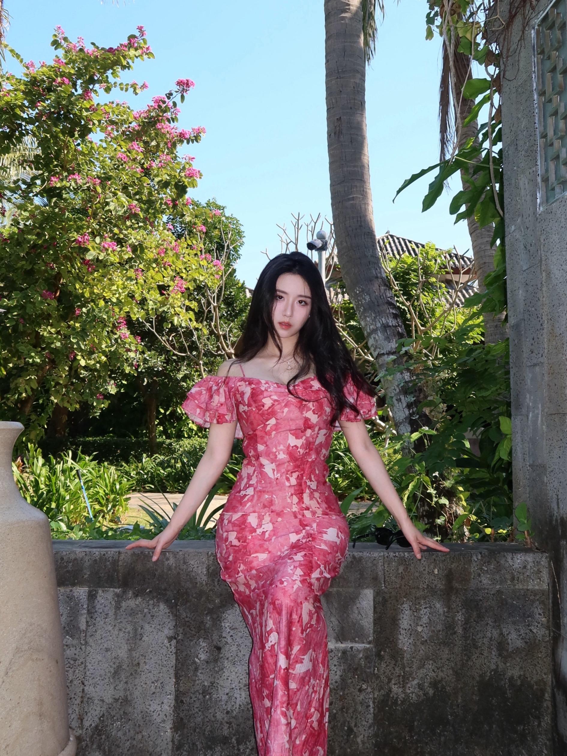 🌴