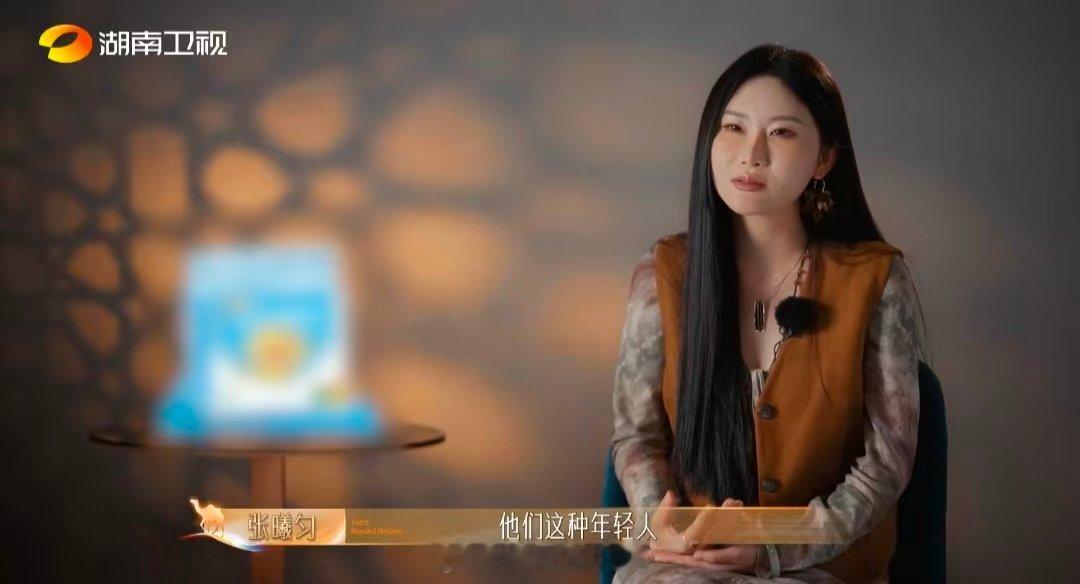 新疆新农人种地种到了哈萨克斯坦声起地平线没有白流的汗，没有白耕的田。新疆新农人在