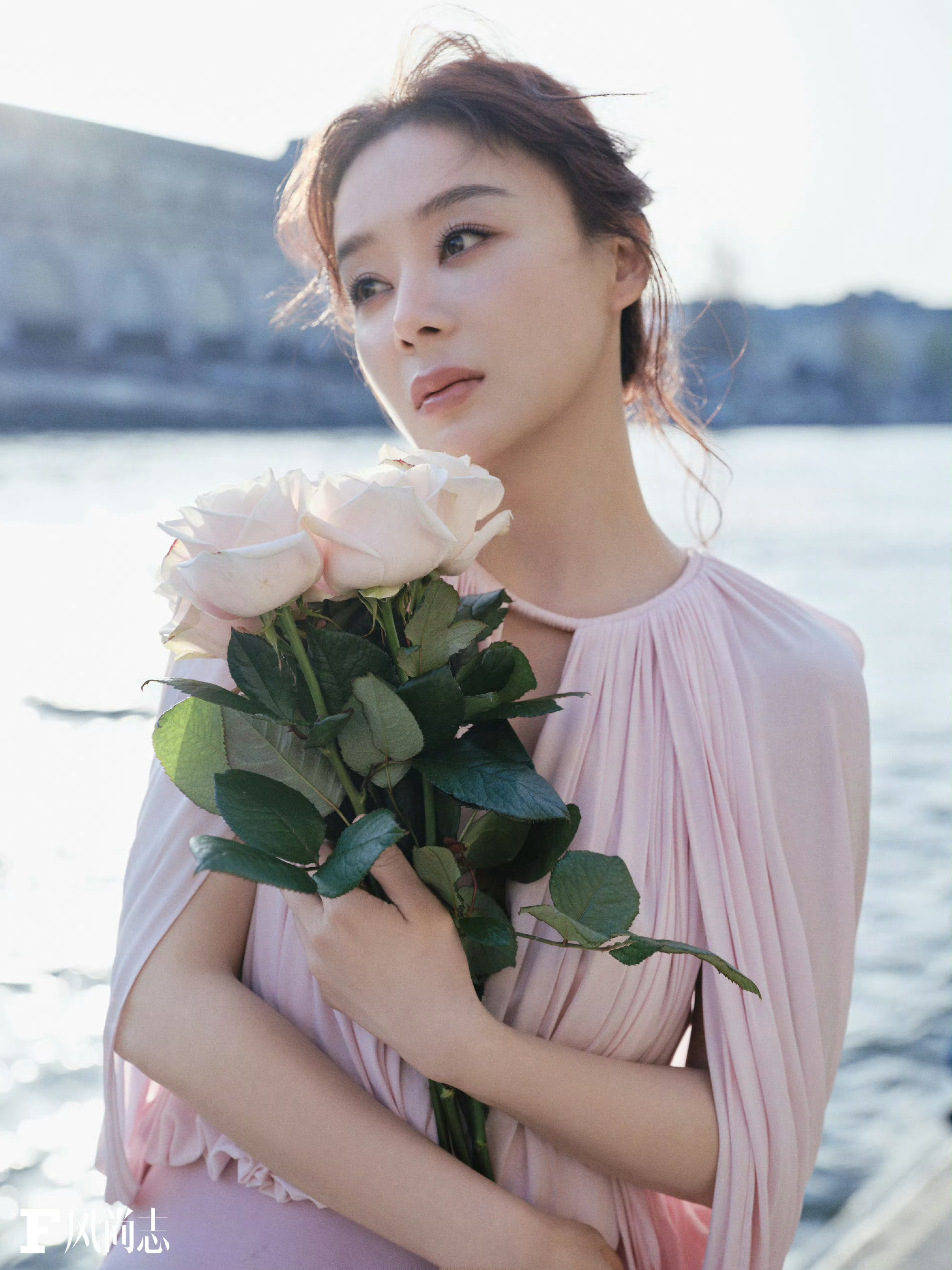 袁姗姗巴黎时装周 