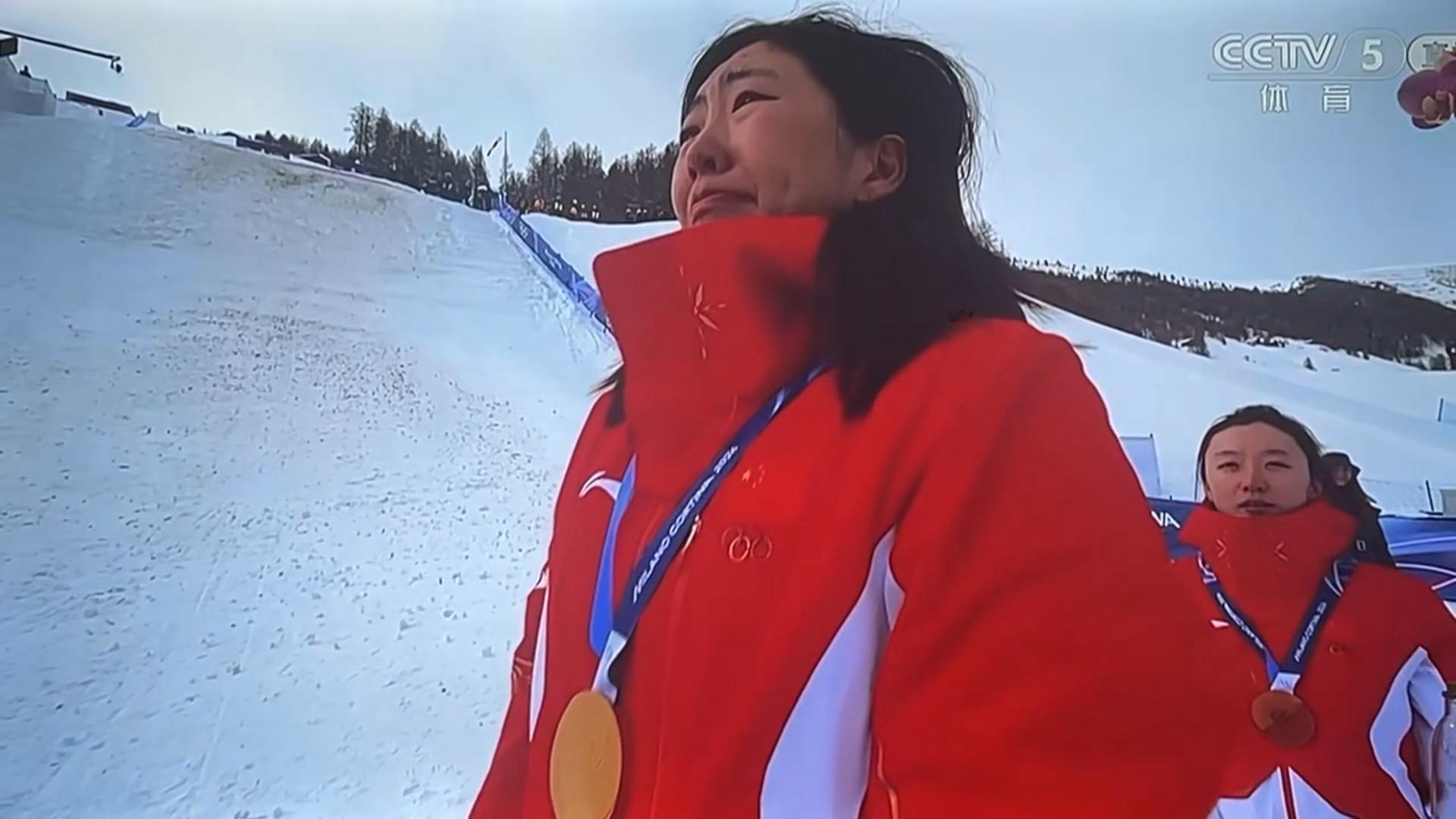 徐梦桃金牌苏翊鸣金牌今晚两个冠军都落泪了，太争气了🥺 