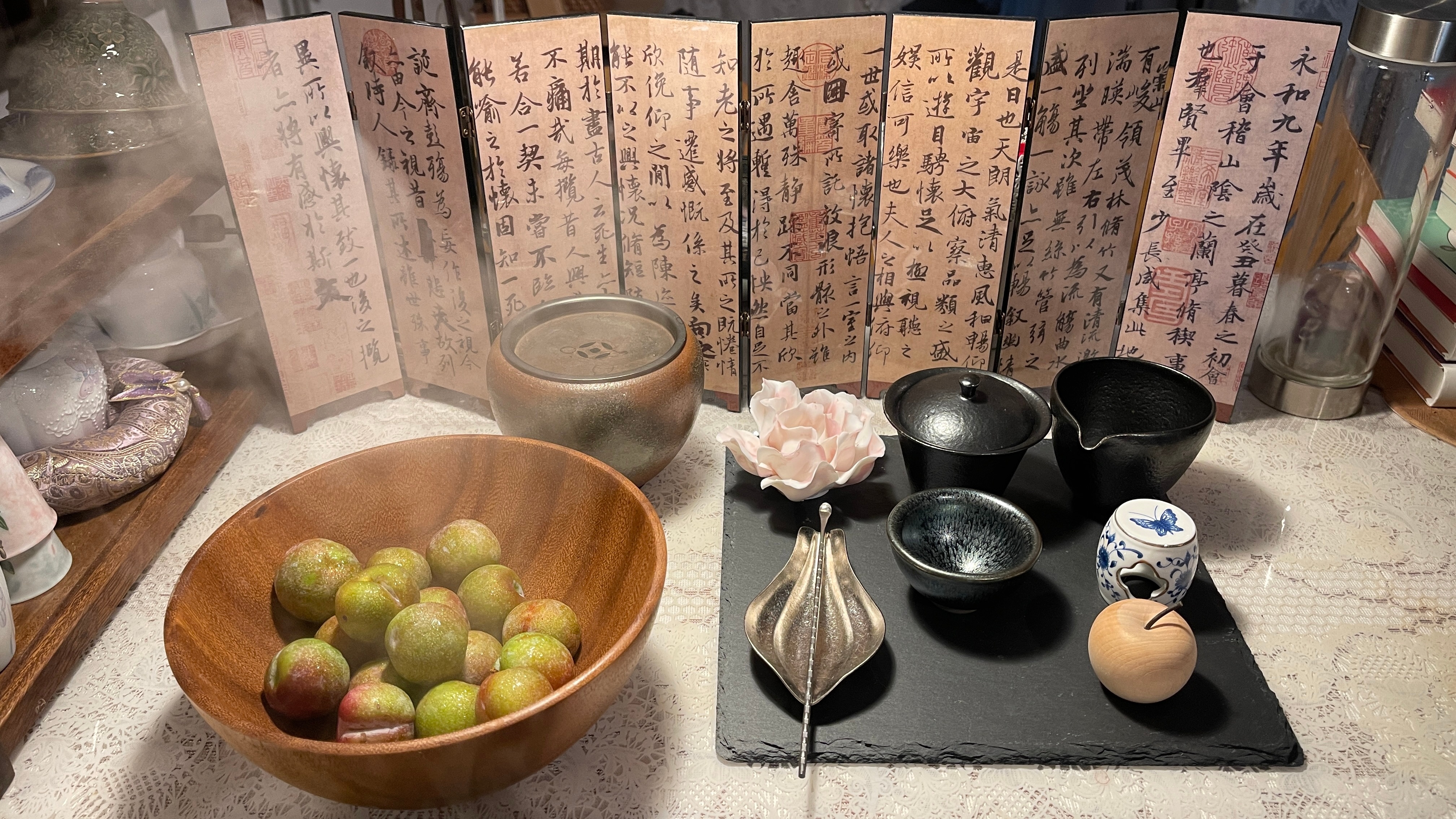 八月你好 进入八月，希望生活能稳定下去，有更多的时间读书学习，身体健康一点