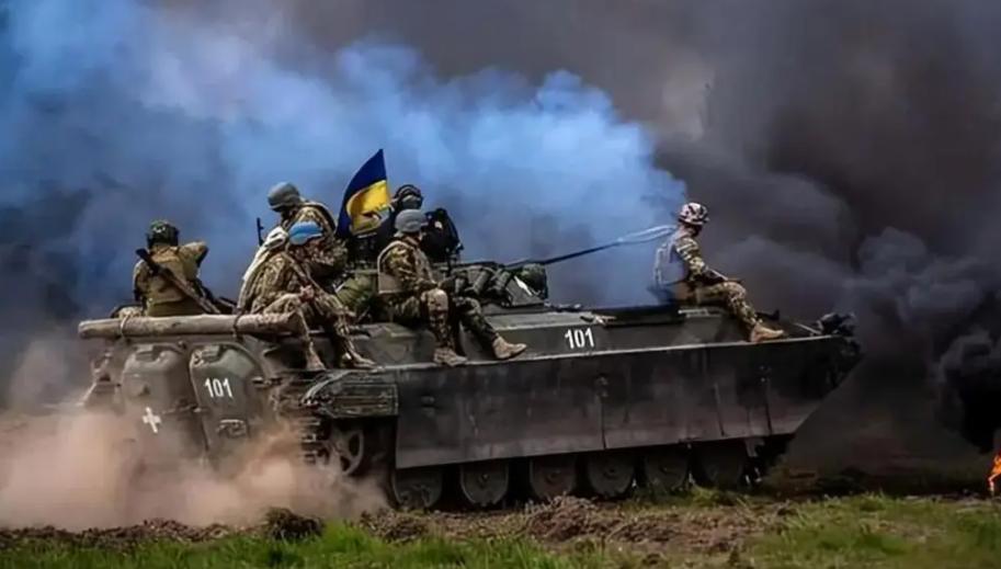 再打下去可能灭国，三年前乌克兰还有4300多万人，如今还有多少？

三年前的乌克