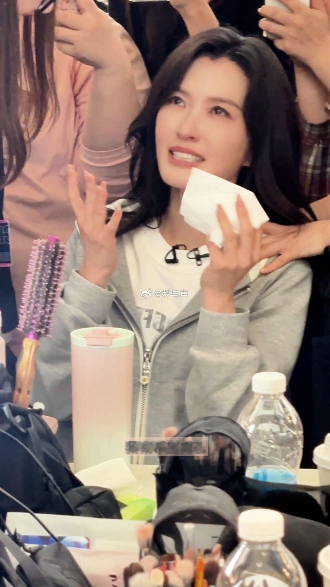 徐洁儿谢楠你俩别试探了有市场徐洁儿谢楠你们根本没喝中药在洁楠逃！姬达狂响了属于是