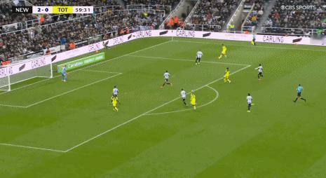 60分钟，萨尔的射门被拉姆斯戴尔神勇扑出 ​​​