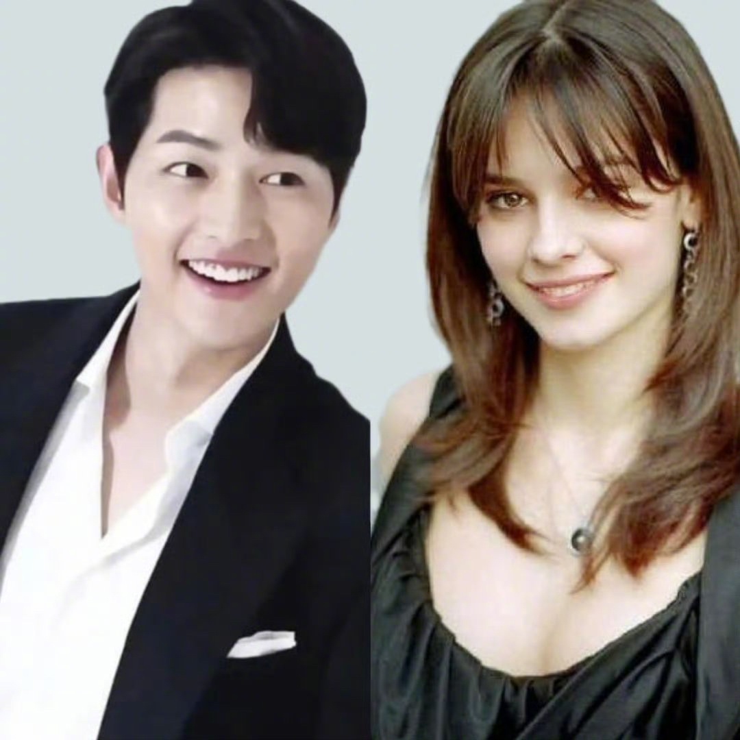 宋仲基与妻子合体参加婚礼 一眼望去，两个人长相相似度简直不要太高，妻子凯蒂·桑德