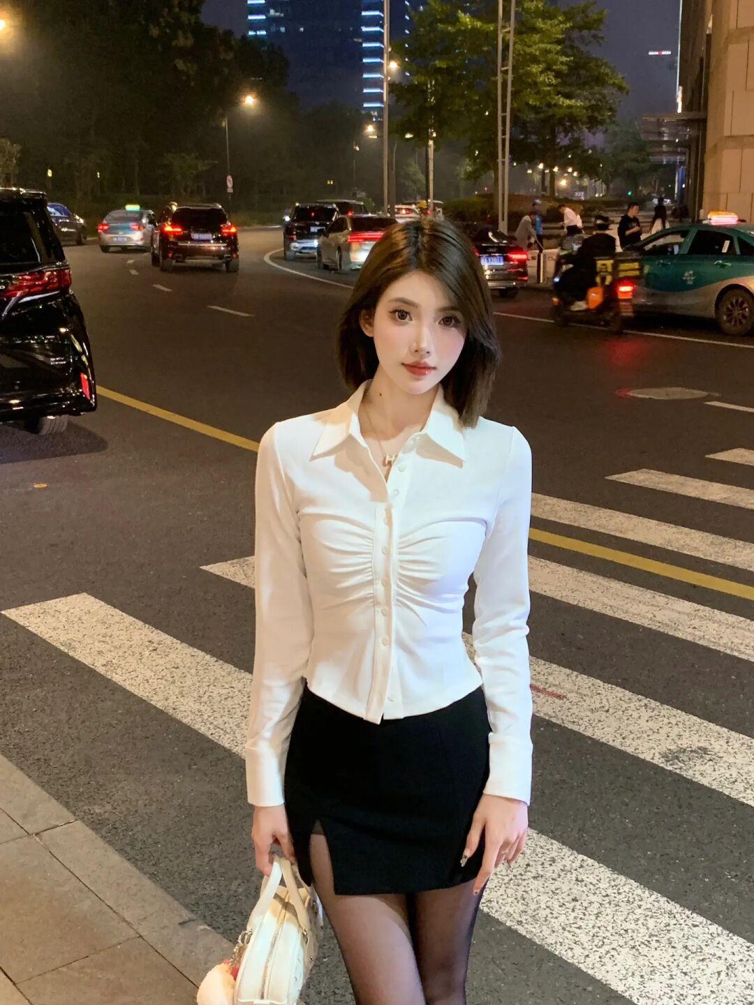 喜欢夜晚的氛围感🐦‍