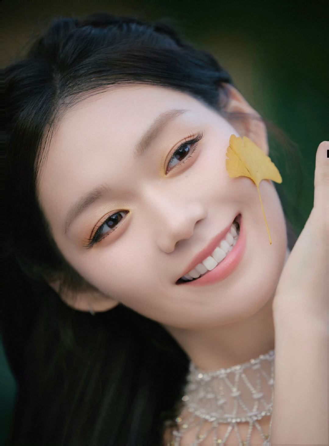 段奥娟一首念把我唱哭了 被段奥娟的《念》唱到泪目！她在央视重阳晚会上的演唱没有华