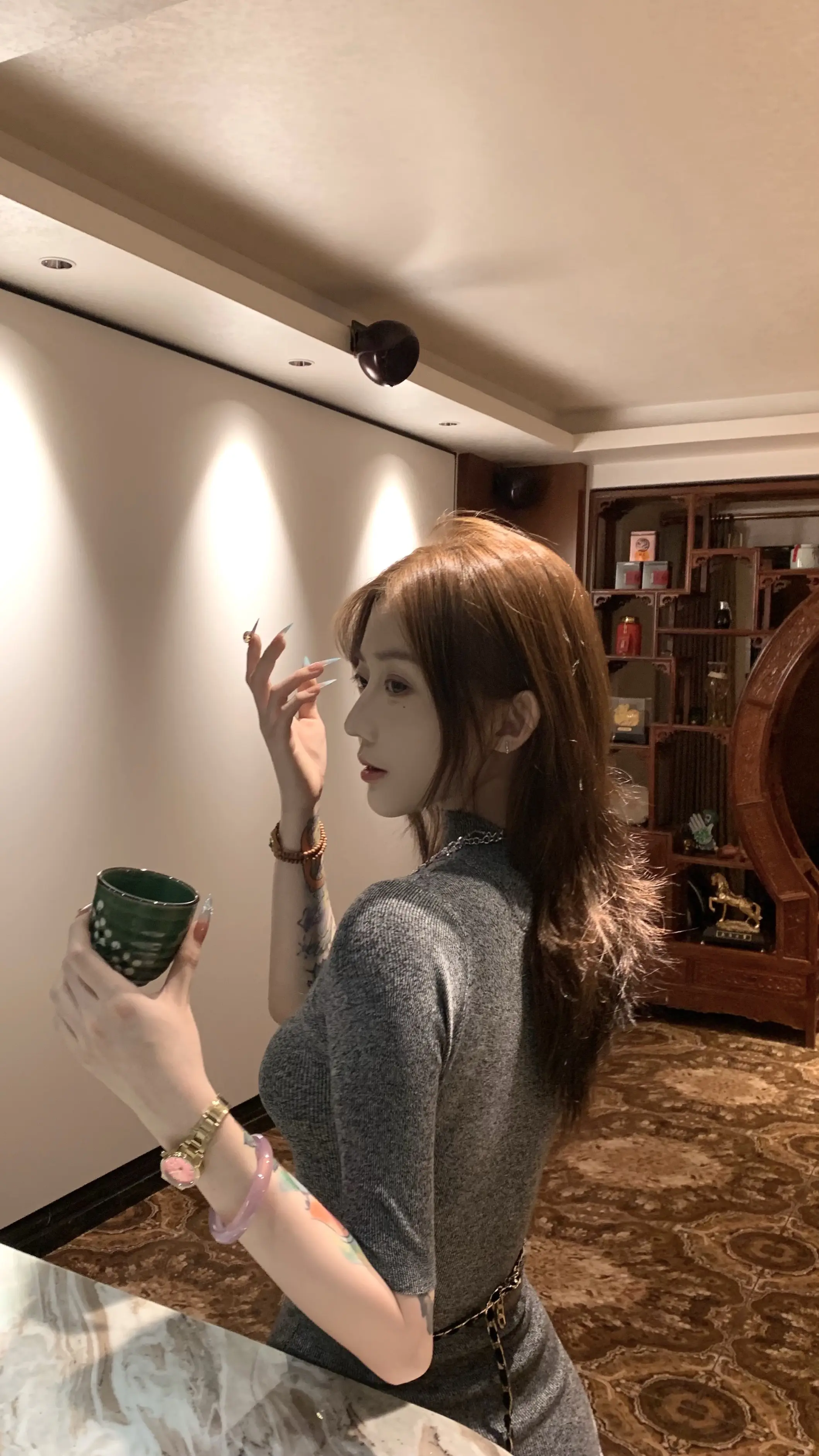 坏女人身上的刺 会帮她筛选出 愿意为她赴汤蹈火的男人