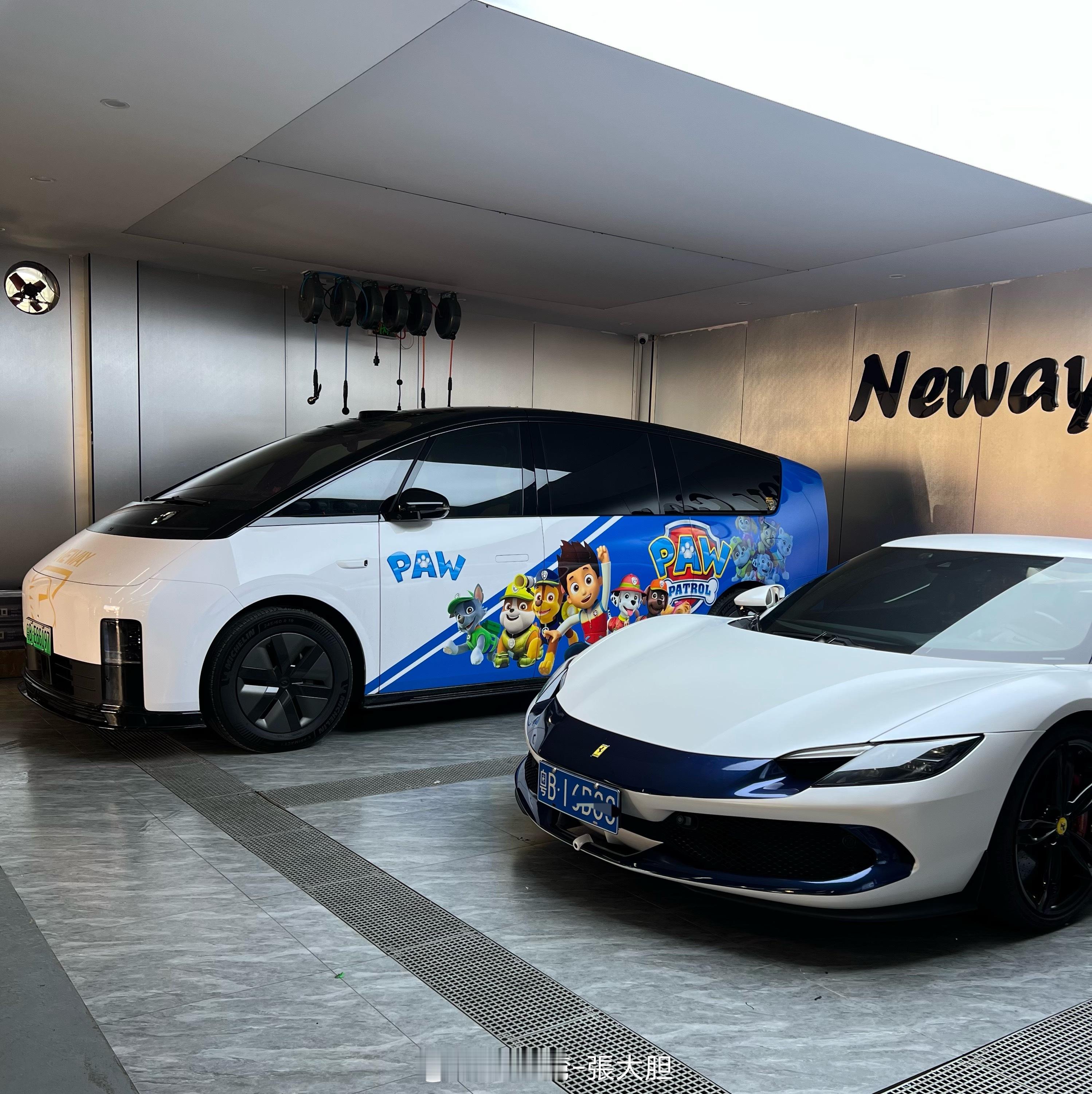 到最后，谁都绕不开一辆MEGA。理想MEGA