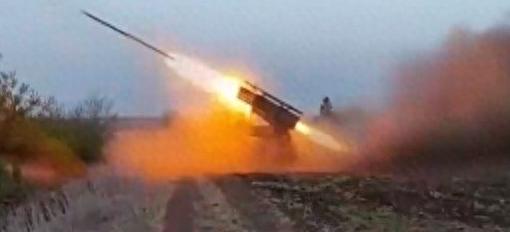 俄乌这仗打了快四年打打停停没个准信，最近终于炸出个大瓜，美乌在柏林密谈两天居然谈