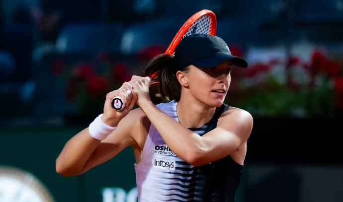 斯瓦泰克横扫佩古拉，晋级WTA1000罗马站四强