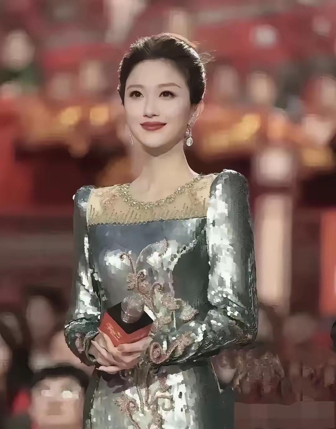 央视美女主
持刘心悦