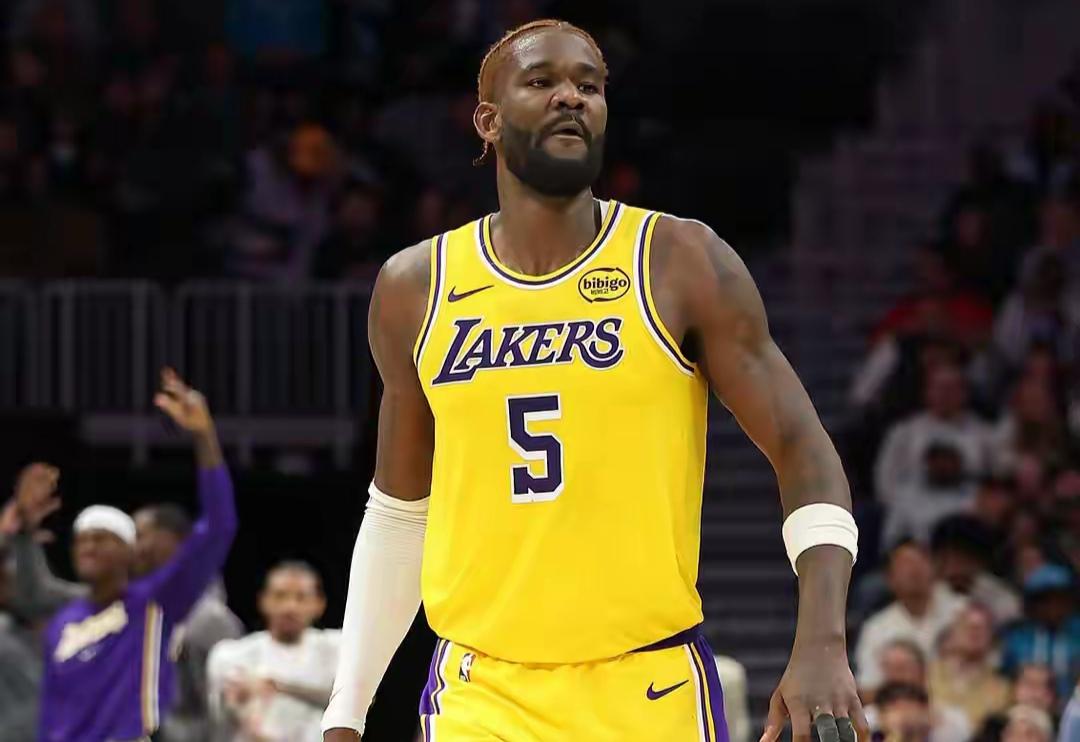 连续多场被对手打爆，祖巴茨今天打顿宝终于爽了一回！快船112：104力克湖人拒连