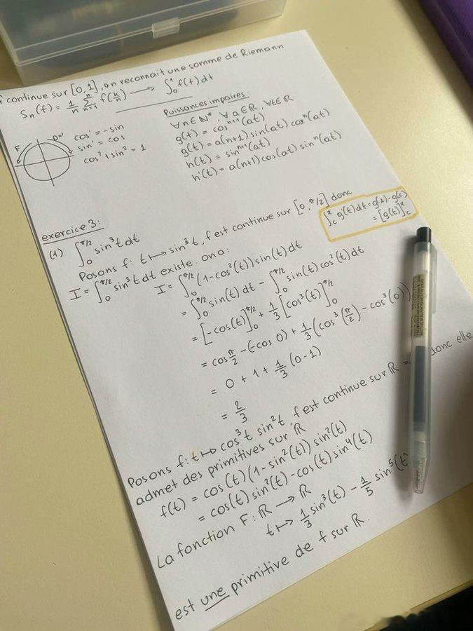 遇到艰深学科时，不必恐慌——困难只是意味着内容密集，需要我们慢慢拆解。1. 保持