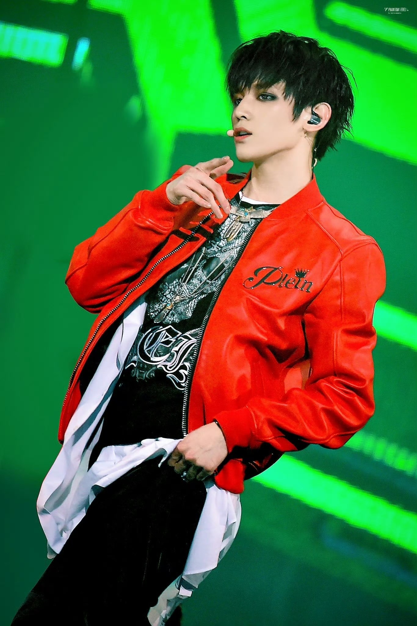 金珉奎站姐发的李泰容💕 