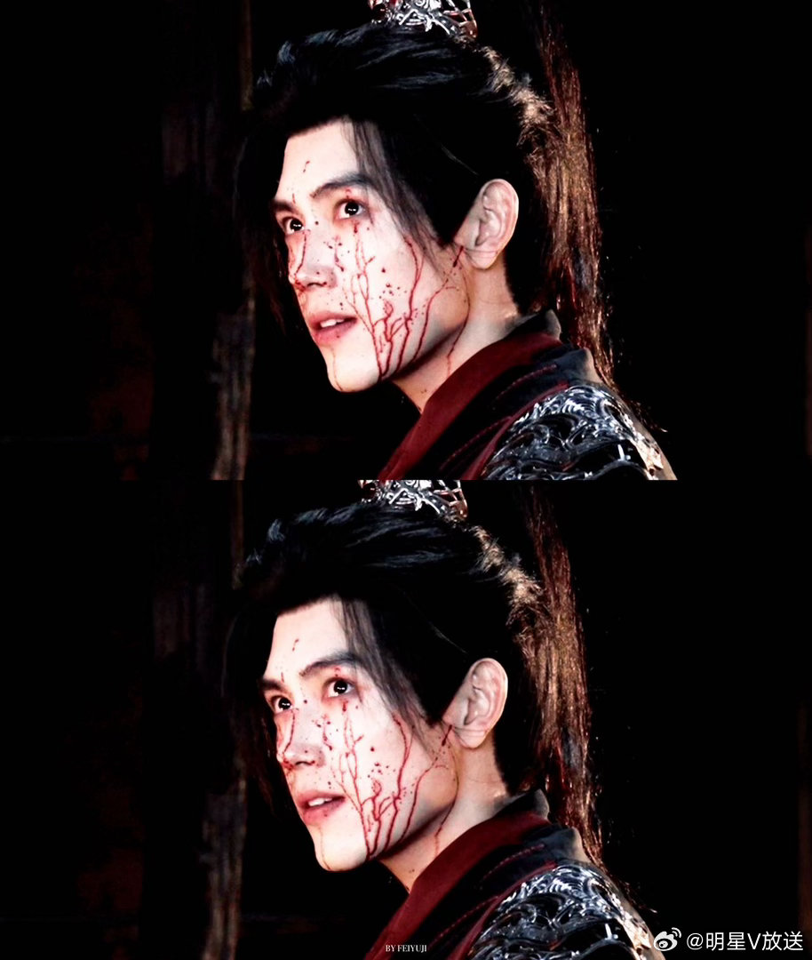 陈飞宇终于会用脸了从现代偶像剧到古装战场戏，陈飞宇的表演风格有所调整。剧中段胥的
