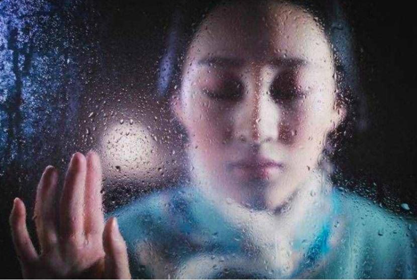 “一整个大无语！”福建，女子晚上睡觉时，梦见她和男同事翻云覆雨，第二天起来浑身酸