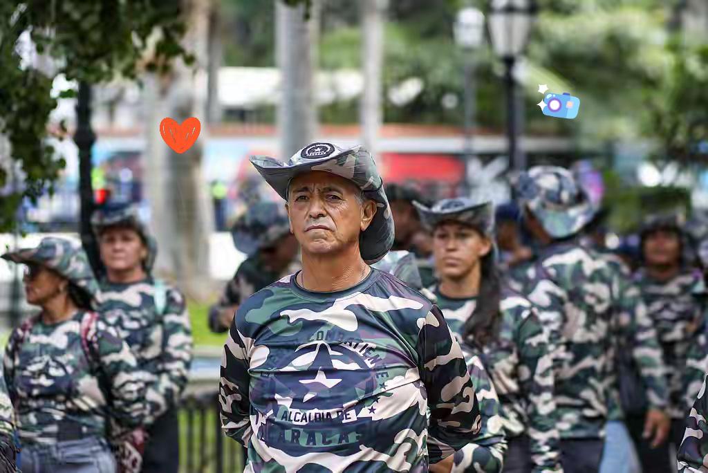 快讯  快讯
委内瑞拉国防部发布了！

当地时间11日，委内瑞拉国防部发布通告说