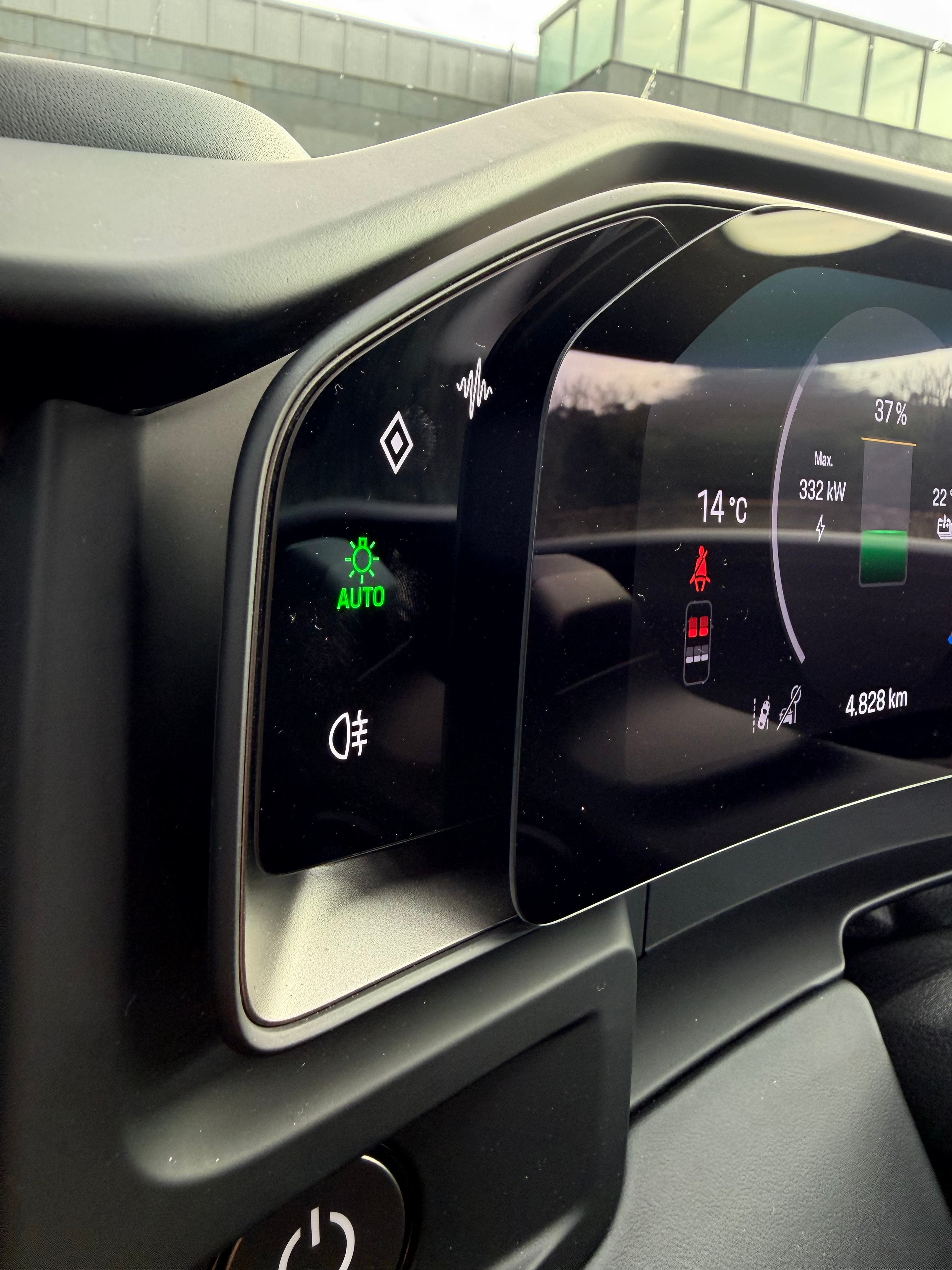 静态感受了下纯电保时捷卡宴（Cayenne Electric），有意思的细节很多