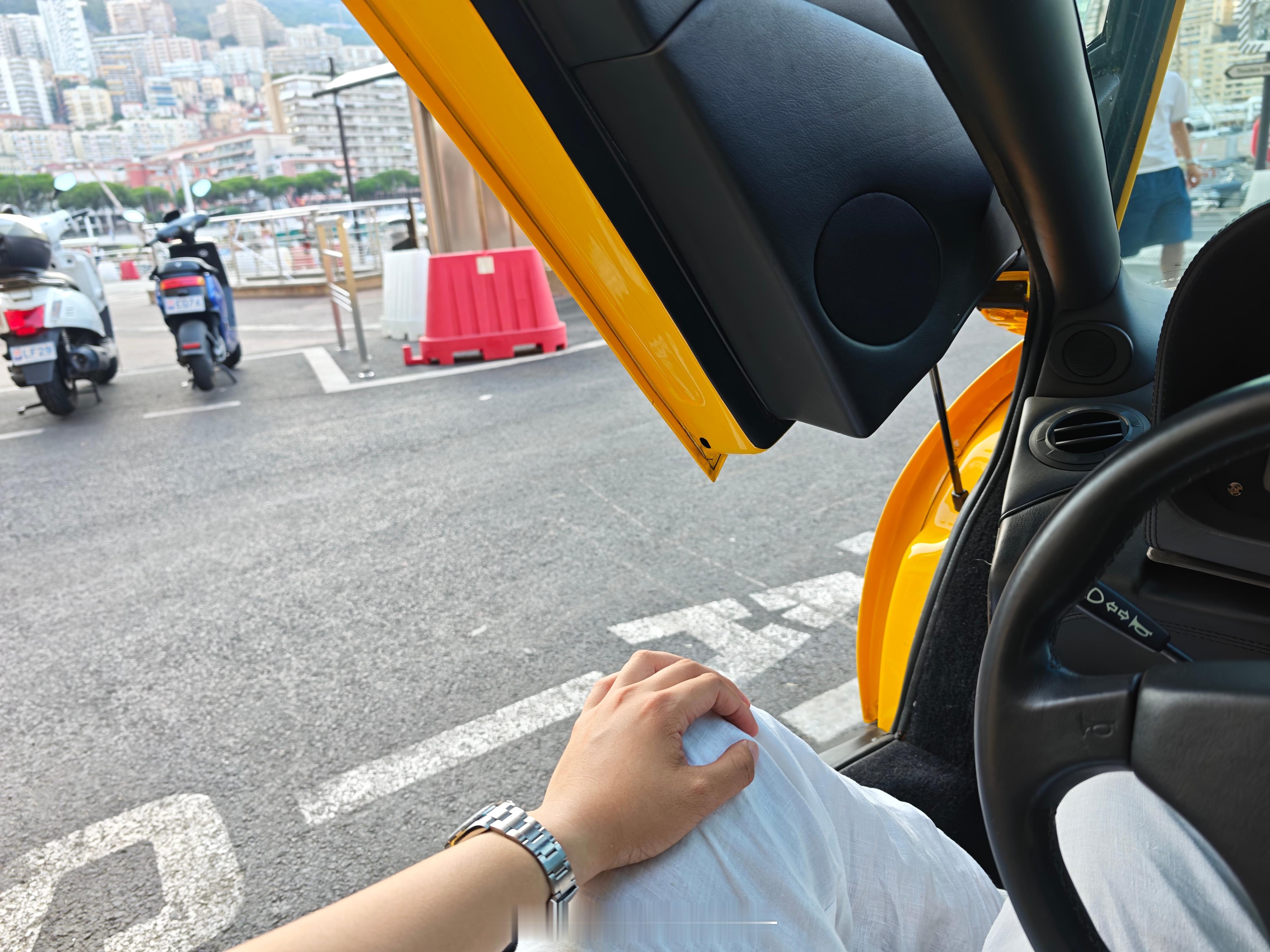 给顶级富豪兰博基尼鬼怪车主安利上汽奥迪audie7x大v聊车 问我什么时候可以在