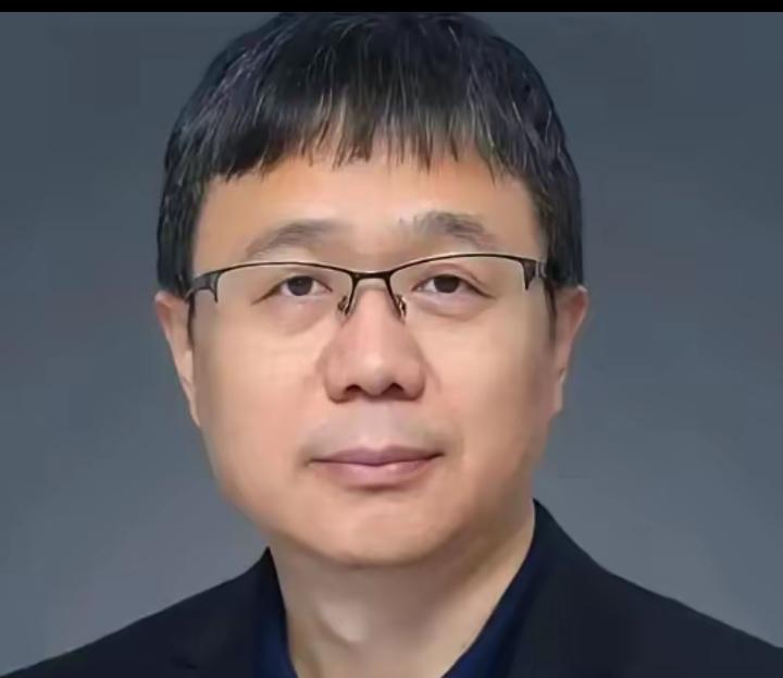 1999年，国防科学家杨强提出“新体制雷达”方案，却遭专家质疑：“连美国研究了2