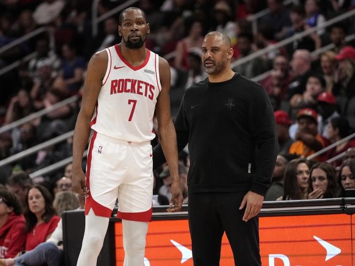 哈雷尔力挺杜兰特：别指望他当防守大闸，火箭第二年会完全不同
看NBA上咪咕视频，