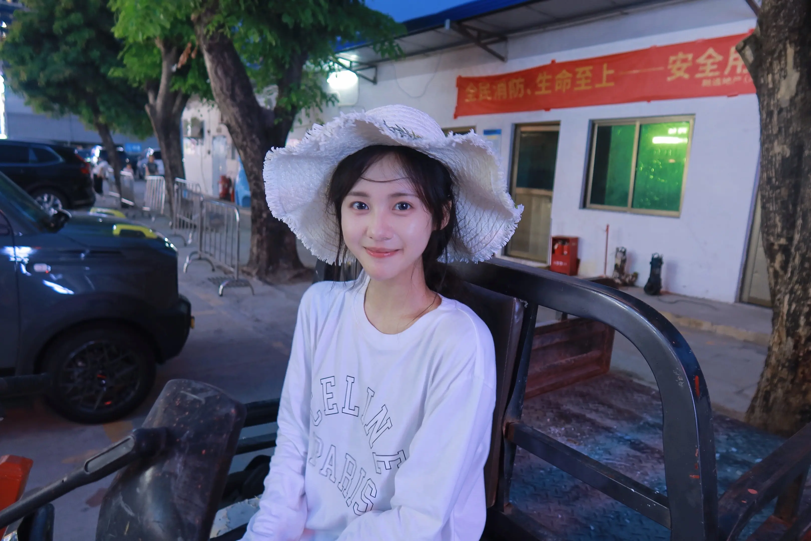 来坐我的副驾