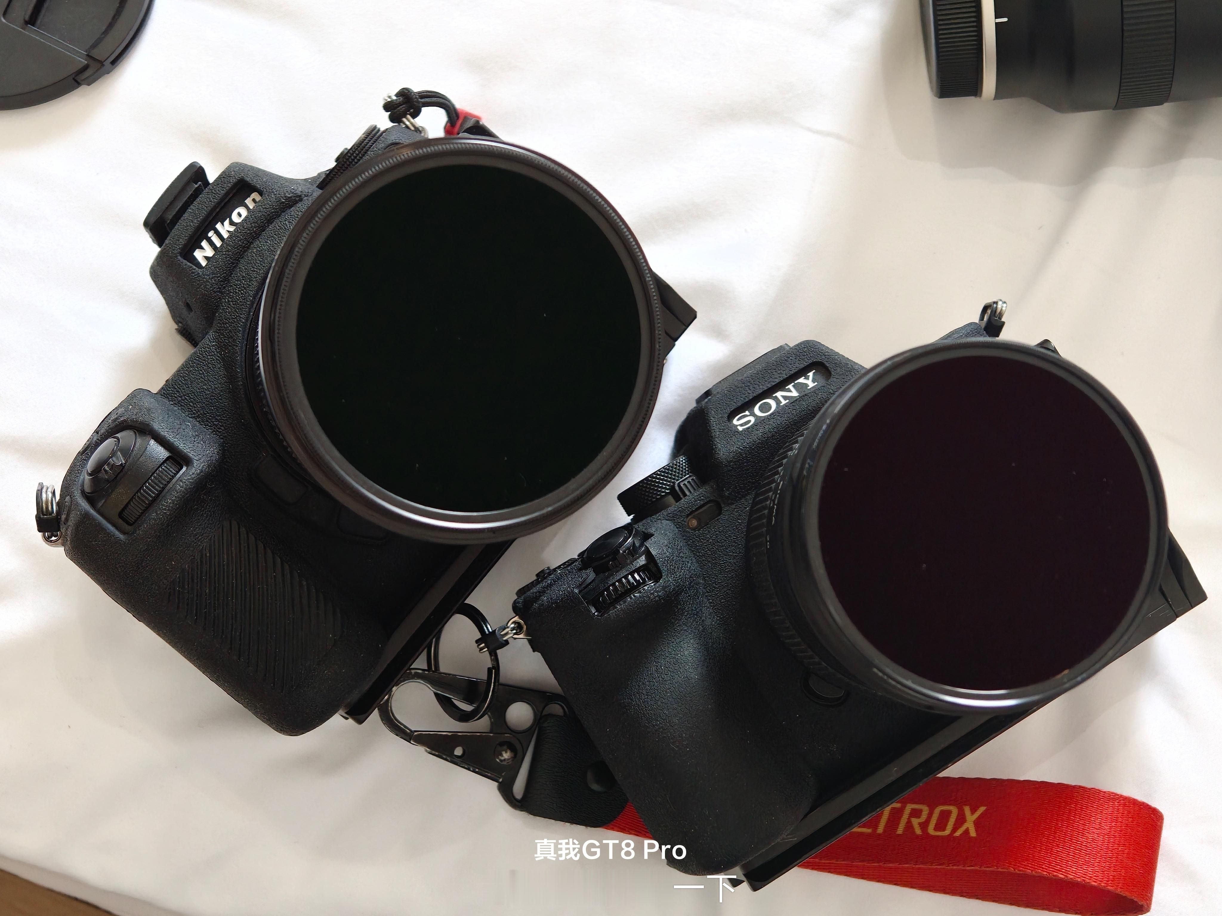 在白天的大理拍照，给相机配上ND减光镜是非常必要的，有了这玩意儿我们的相机就可以