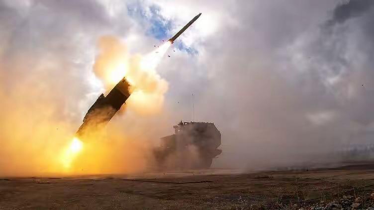 土耳其将向乌军提供老式美制武器。

8月9日，德国《新苏黎世报》援引美国国务院递