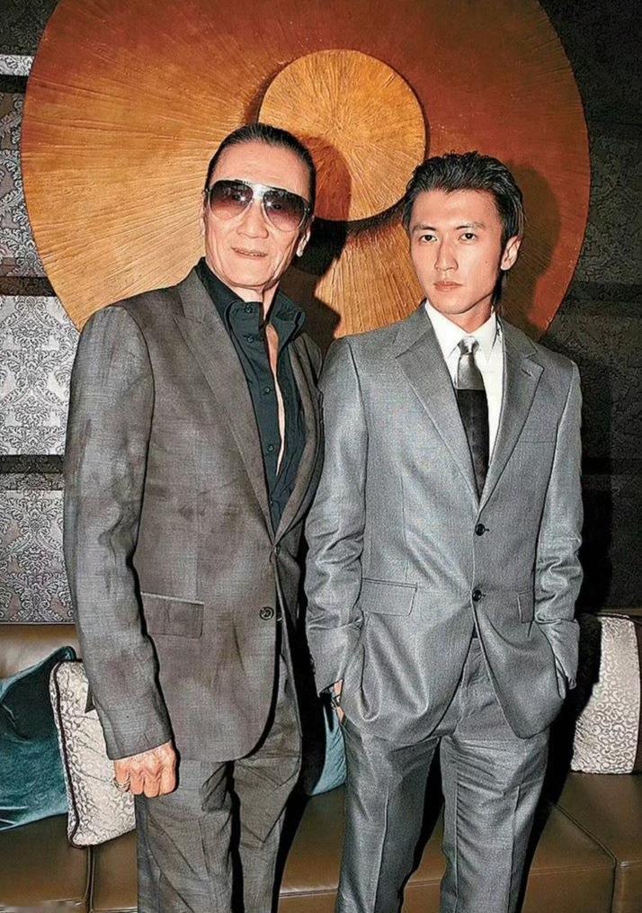 谢贤去世 谢霆锋的父亲去世了，享年89岁，算很长寿了。一路走好