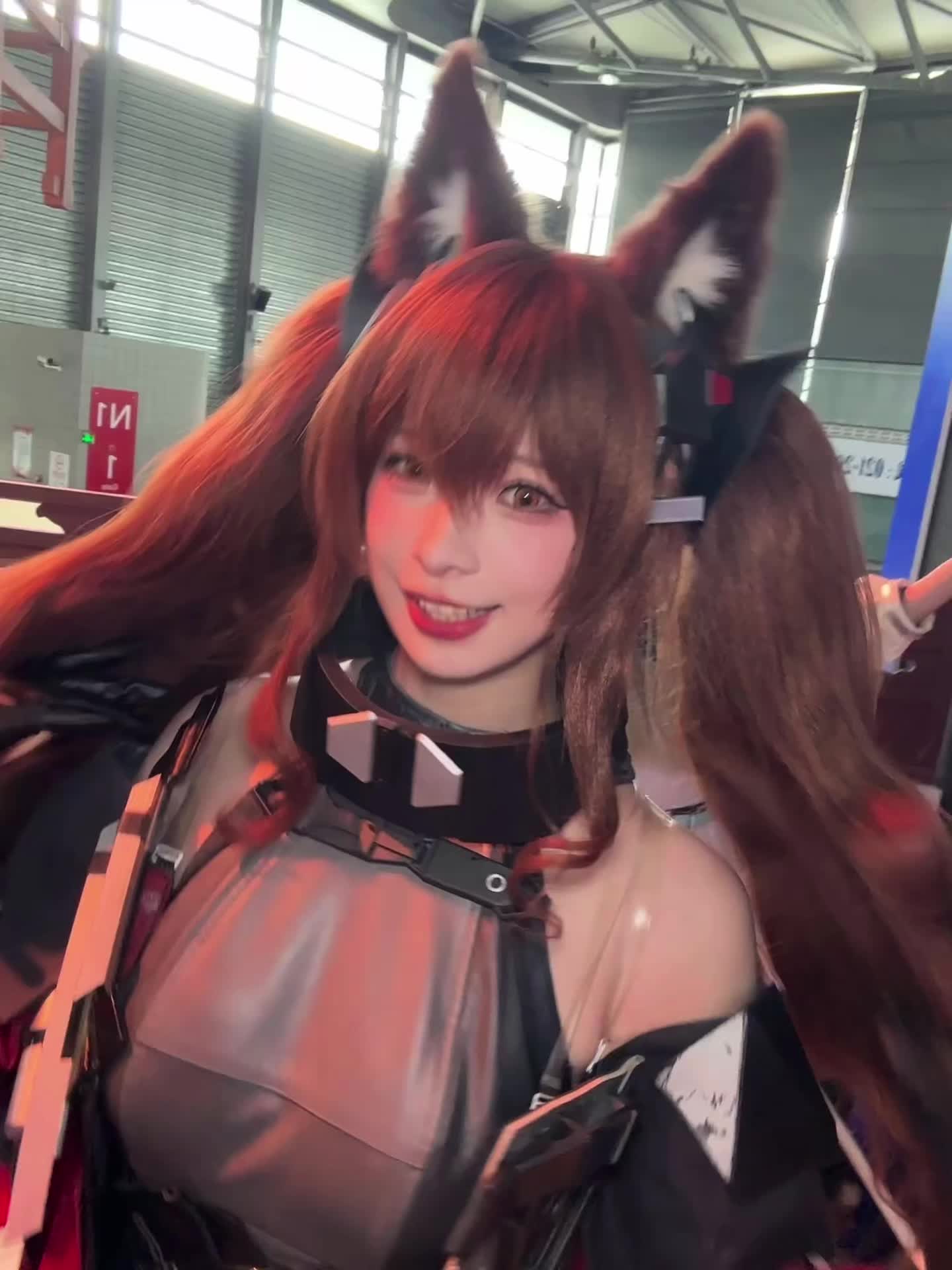 洁哥可爱捏！ 好多live图！ 辛苦各位管理员啦~