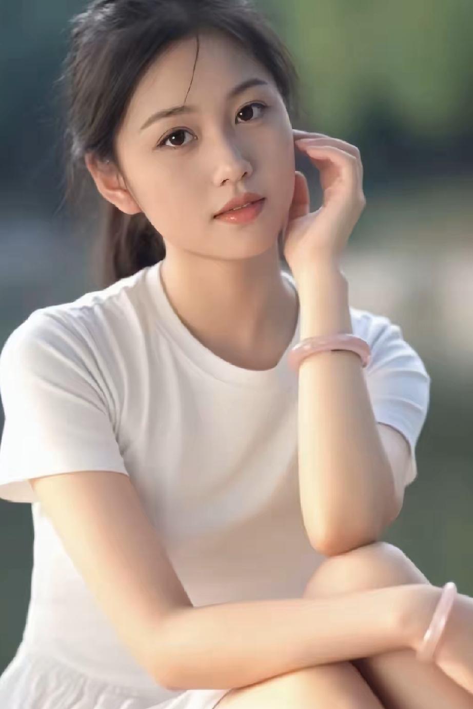 为啥有的人明明努力，生活却处处碰壁？其实根源就在情绪里。
 
情绪，就是一个人最