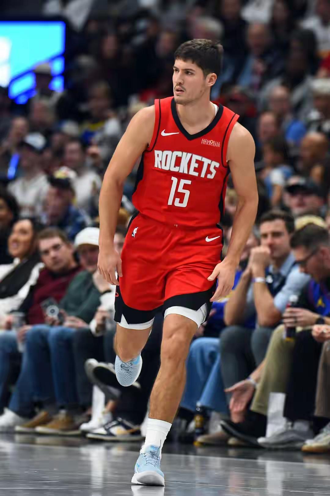 火箭赛程迎来蜜月期了！
最近这赛程简直是送分！
下一场打勇士？直接拿下！
开拓者