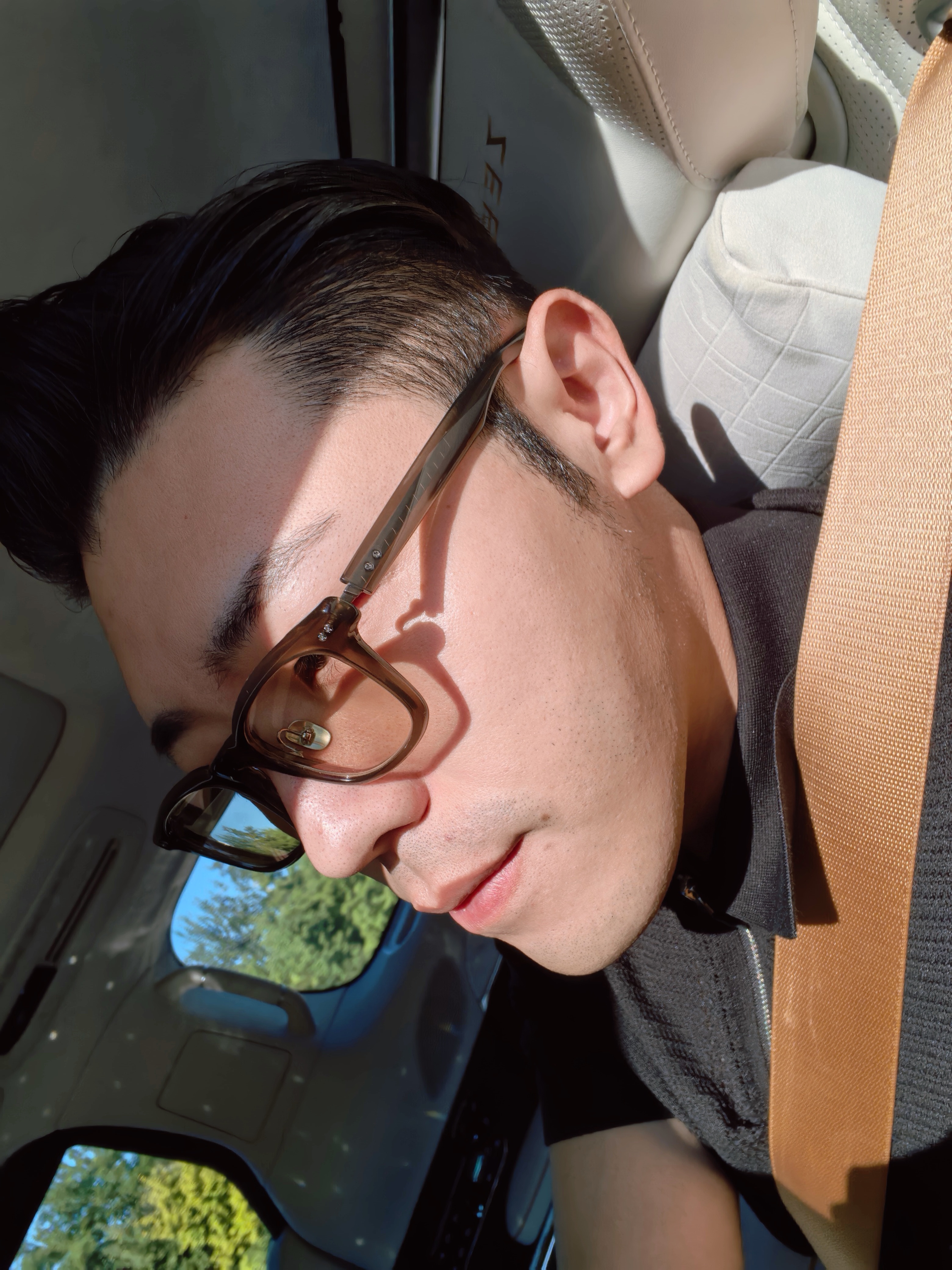 假期结束，出门干活儿～～  ​​​