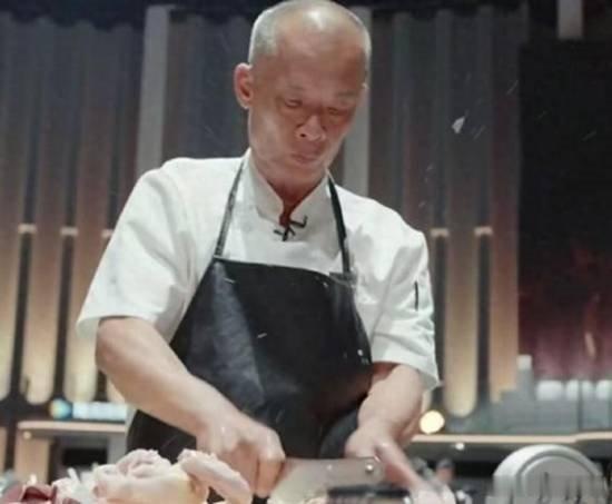 【顺德网红莫氏鸡煲综艺一轮游】莫氏鸡煲一饭封神2首轮出局7月29日，美食竞技综艺