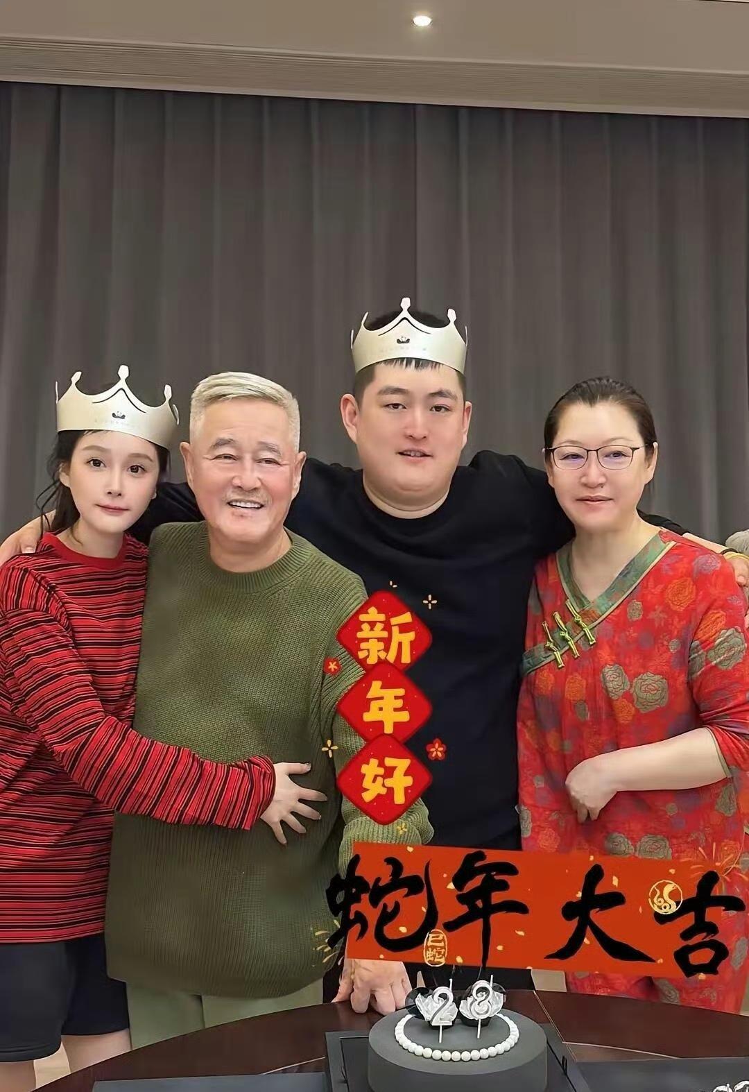 什么叫财大气粗？赵本山3000平地方要给外孙做游乐场，太豪横！

赵本山女儿球球