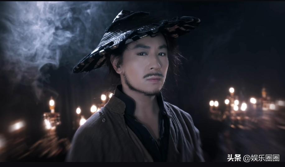 虽然我喜欢释小龙，从小看他的戏长大，但是他这个脸真的看着就很善良。

没有那种恐