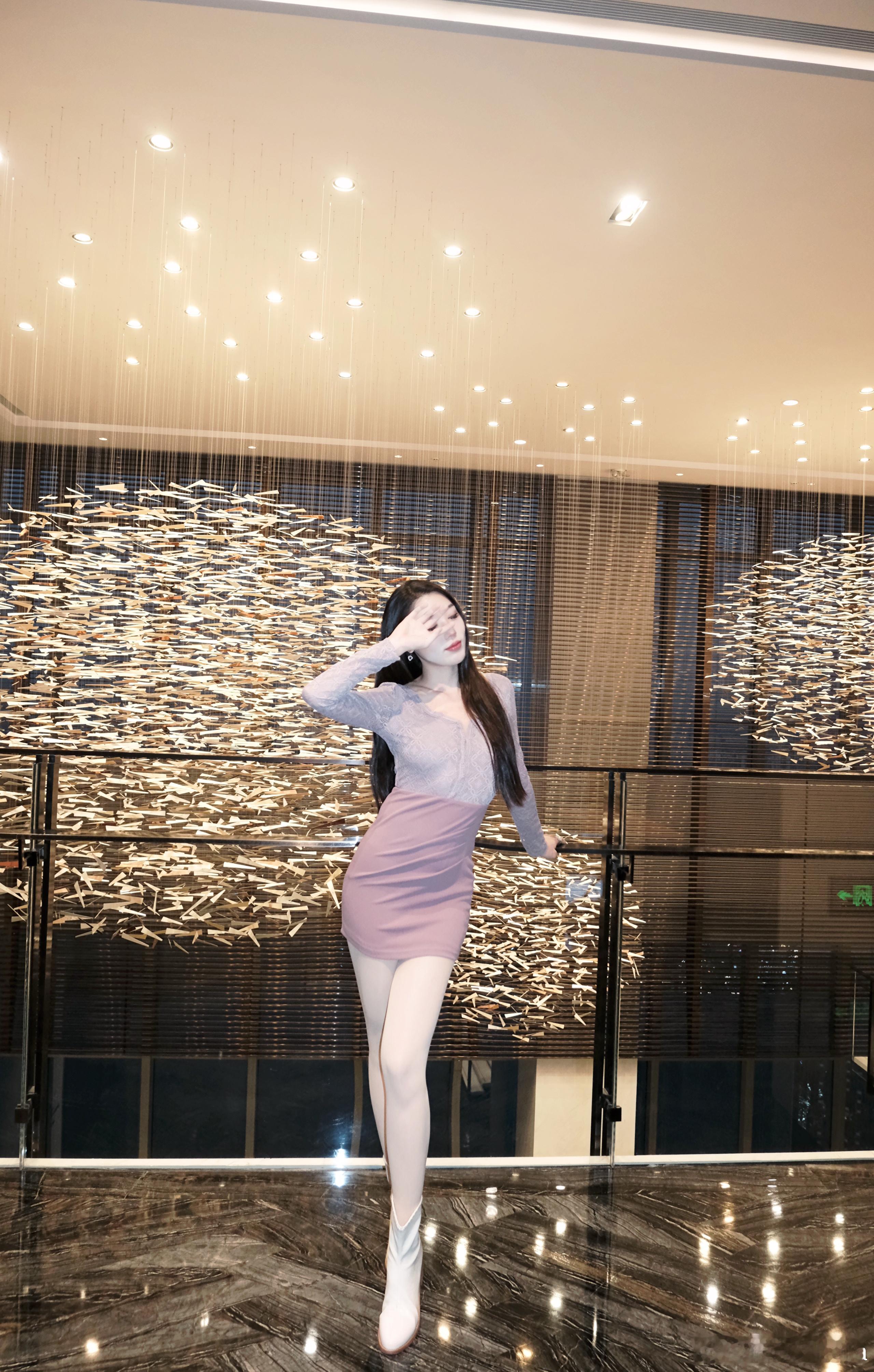 紫啧今日穿搭(ootd)今日美貌限定 重庆尼依格罗酒店