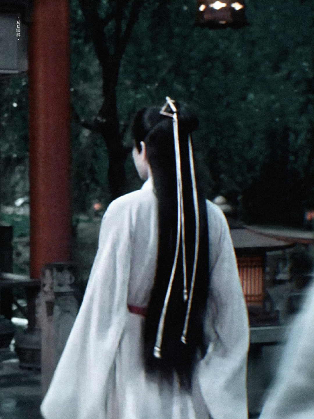 一组李莲花背影合集李莲花长命百岁 李相夷天下第一 莲花楼三周年