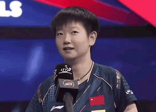 夸夸夸夸孙颖莎
巴赫夸她最伟大
事是证明真不假
球技天下数第一
心灵亮得比灯塔