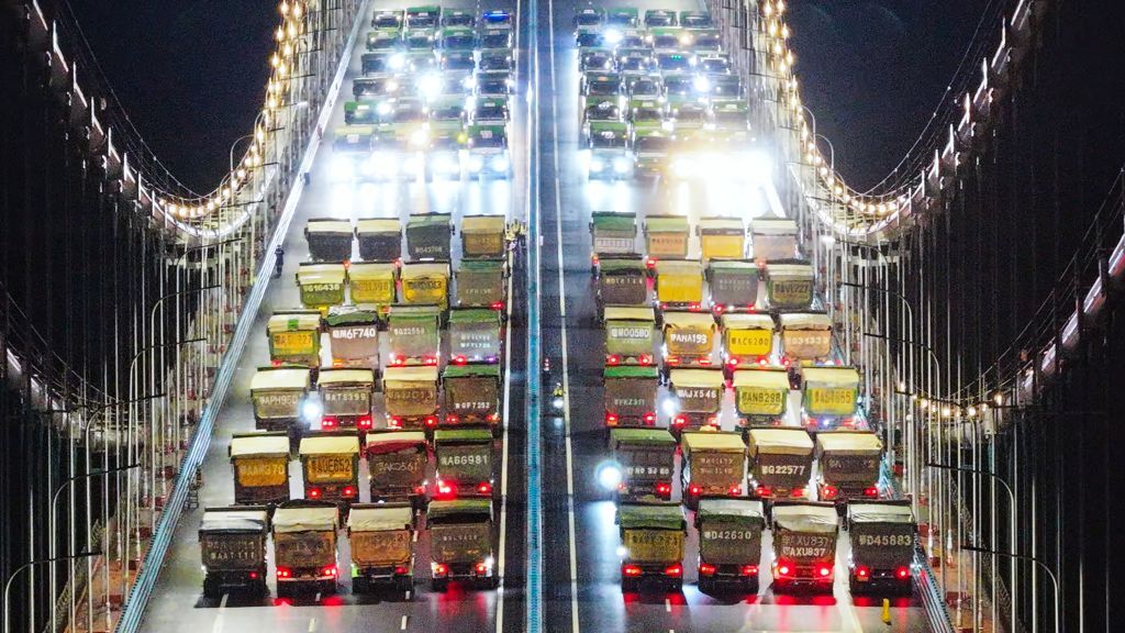 湖北燕矶长江大桥顺利通过荷载试验
