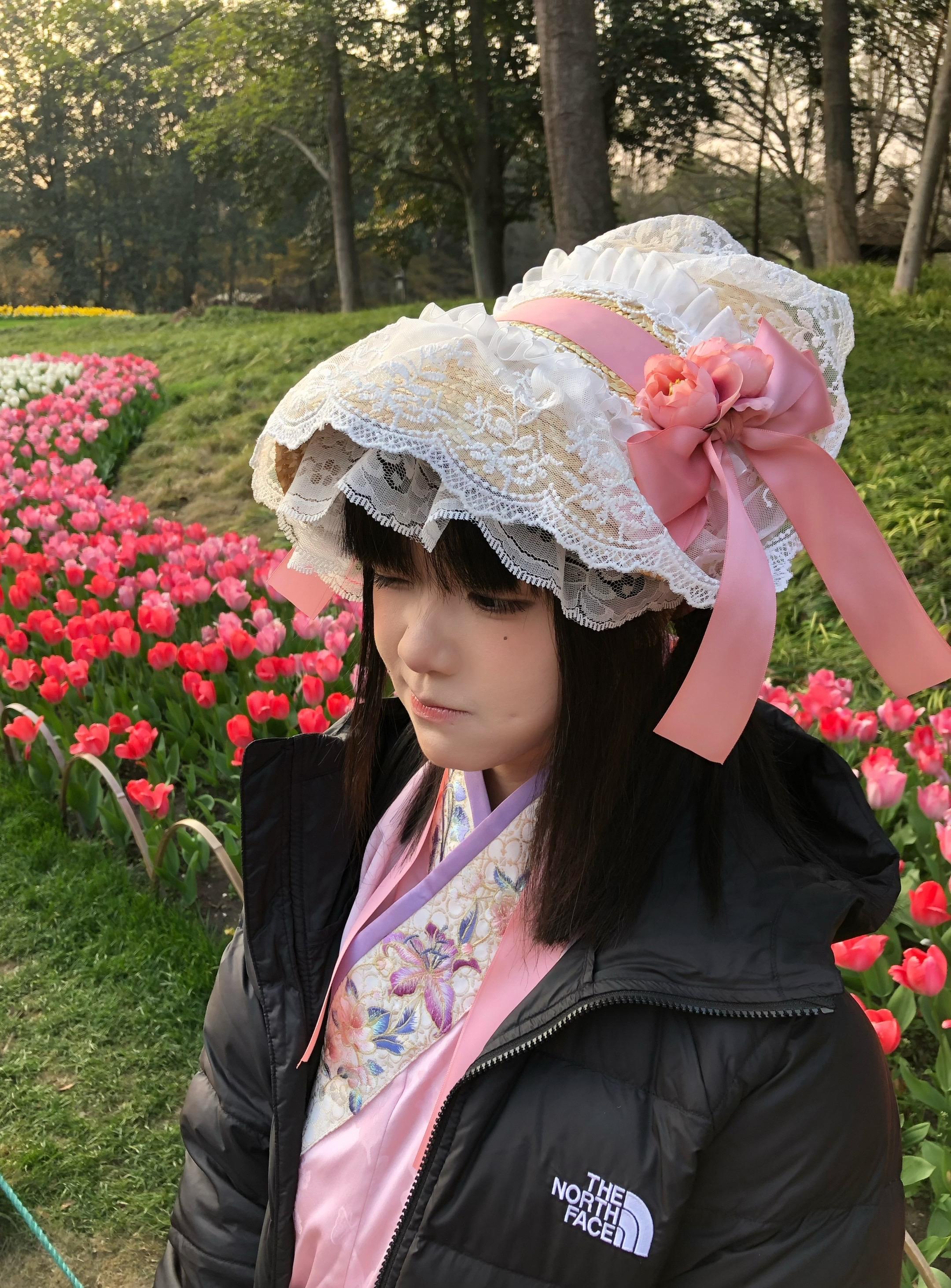 赏花啦 人好多哦