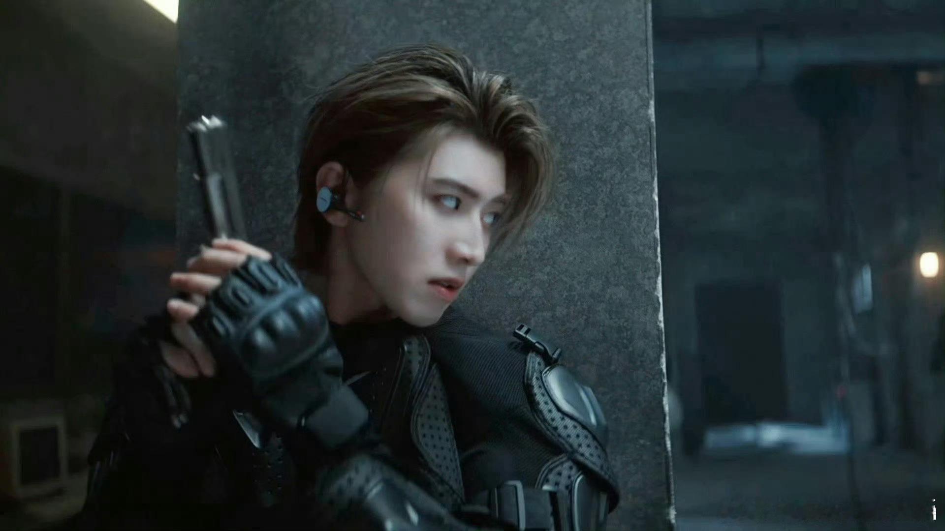 仇人看见我喜欢蔡徐坤也会羡慕坏了蔡徐坤把杀伐果断四个字写在了脸上 这波追星buf