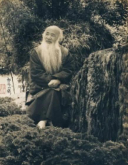 1963年，张大千面对奉命前来劝他回国的女儿，忍不住厉声斥责：“穷死饿死那么多人