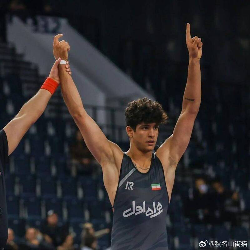 伊朗公开处决抗争者：19岁摔角冠军被绞刑，引发国际震动海外新鲜事美以伊冲突 在国