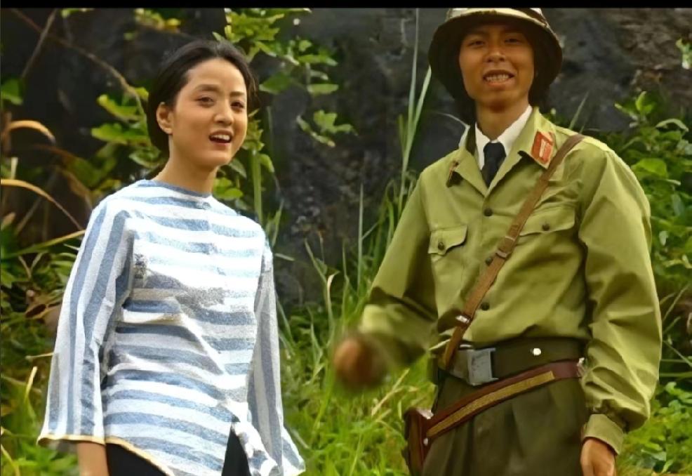 男人不怕丑，
怕的是没有欲望没有上进心；
女人没有爱情，
有的是一个真心对她好的