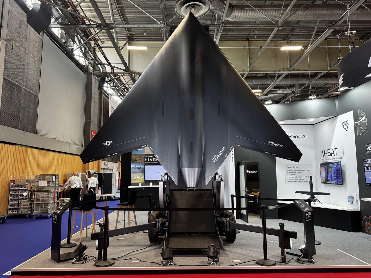 由美国shieldaitech开发的X-BAT在Eurosatory2026展会