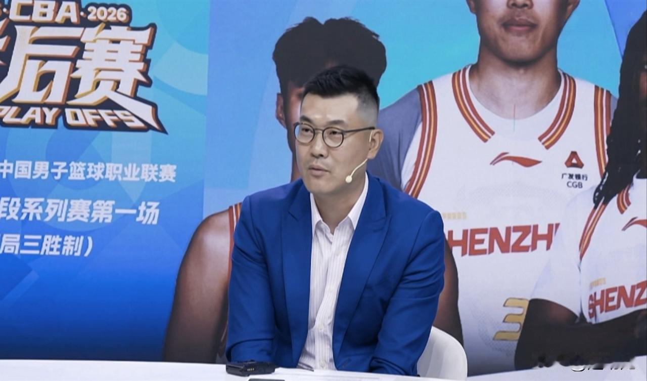 深圳客场102:111不敌卫冕冠军，看看王仕鹏赛后一针见血评价，深圳输在主教练应